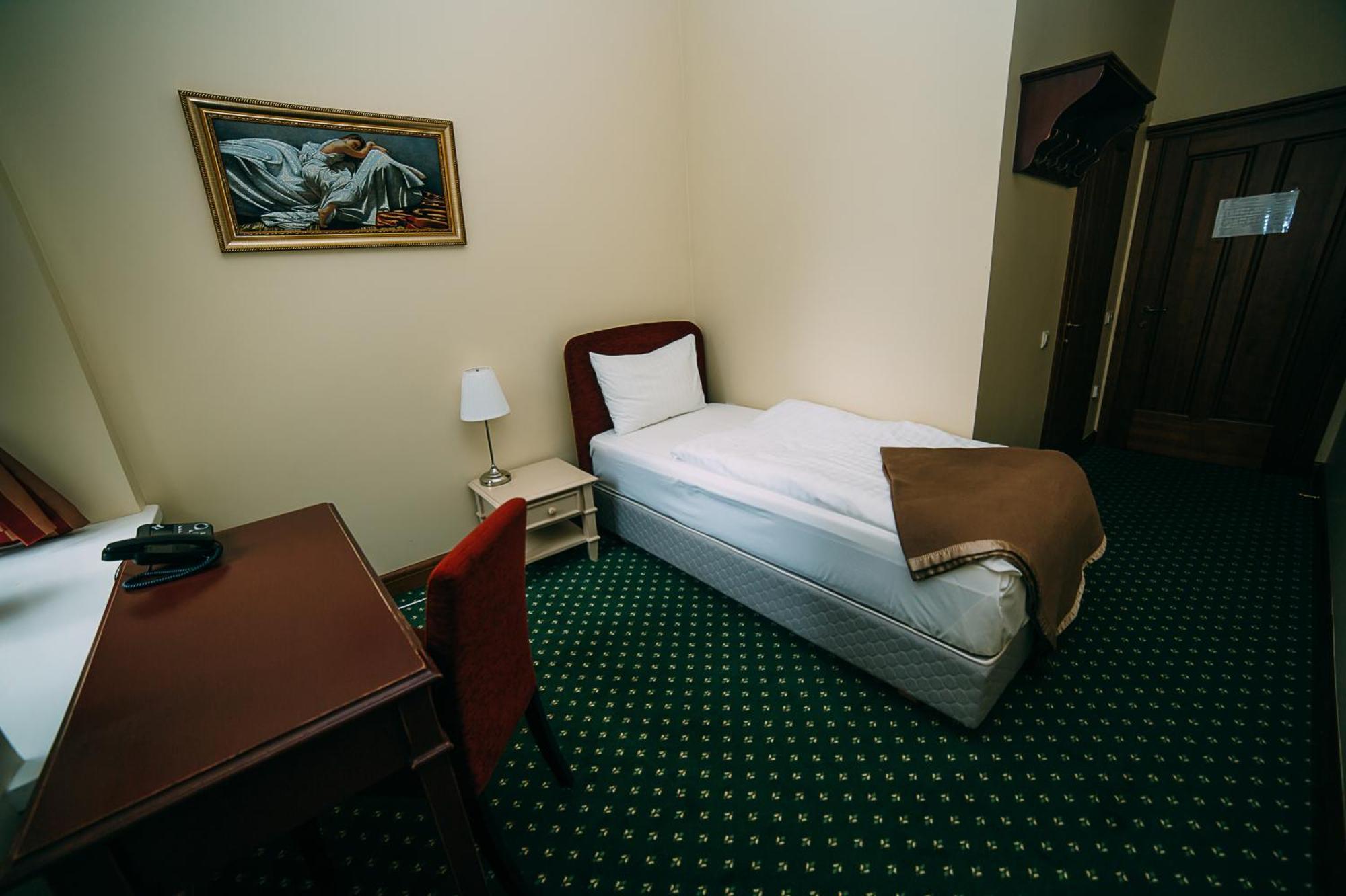 Готель Bistrampolis Manor Kuciai Номер фото